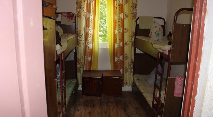 Гостиница Guest House Danira Подгорное