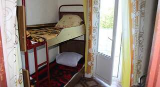 Гостиница Guest House Danira Подгорное Бюджетный двухместный номер с 1 кроватью-4